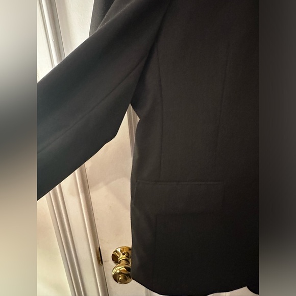 Jos A Banks Charcoal Suit- 46R/40W- Brand new - Picture 6 of 11